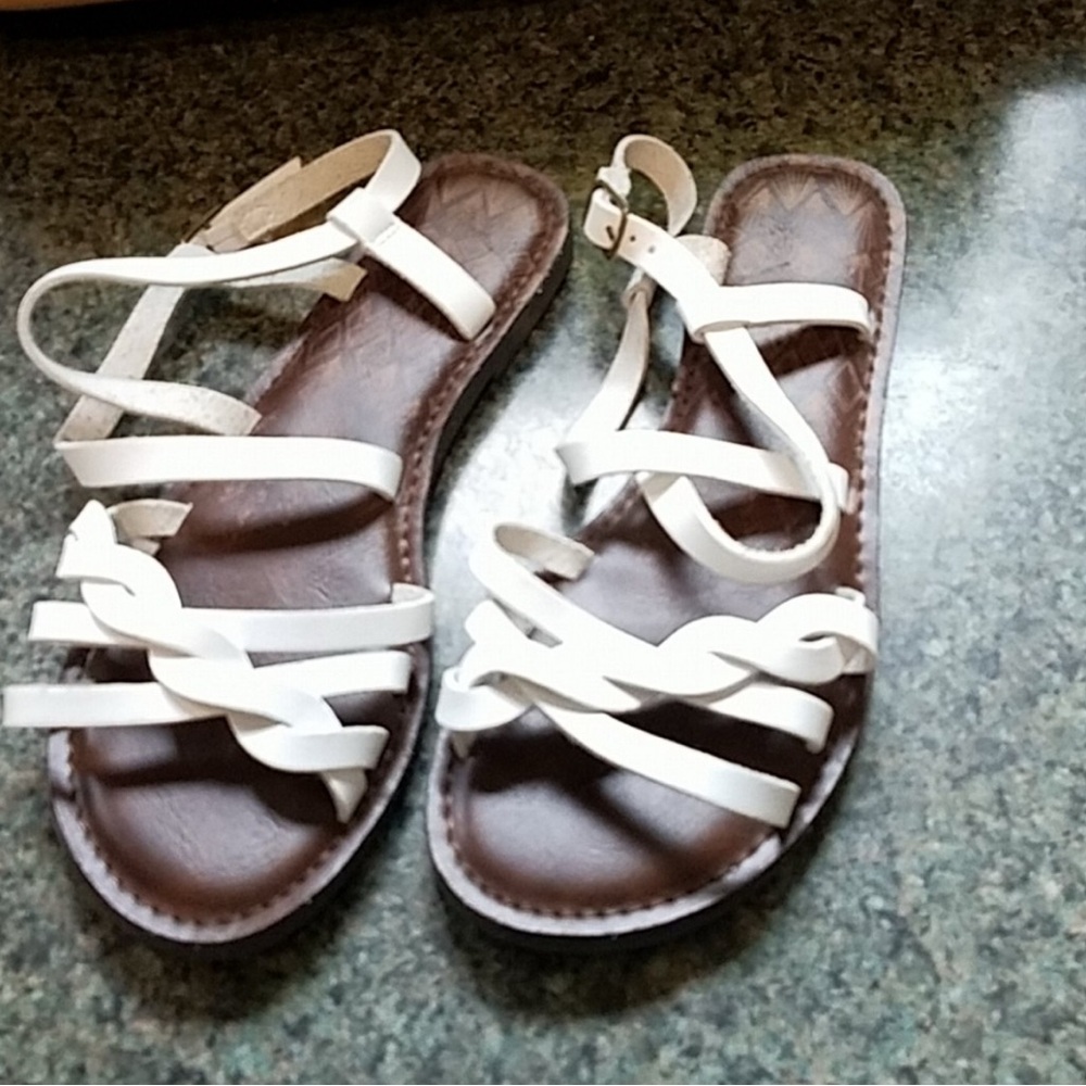 Strappy Summer Sandals 7